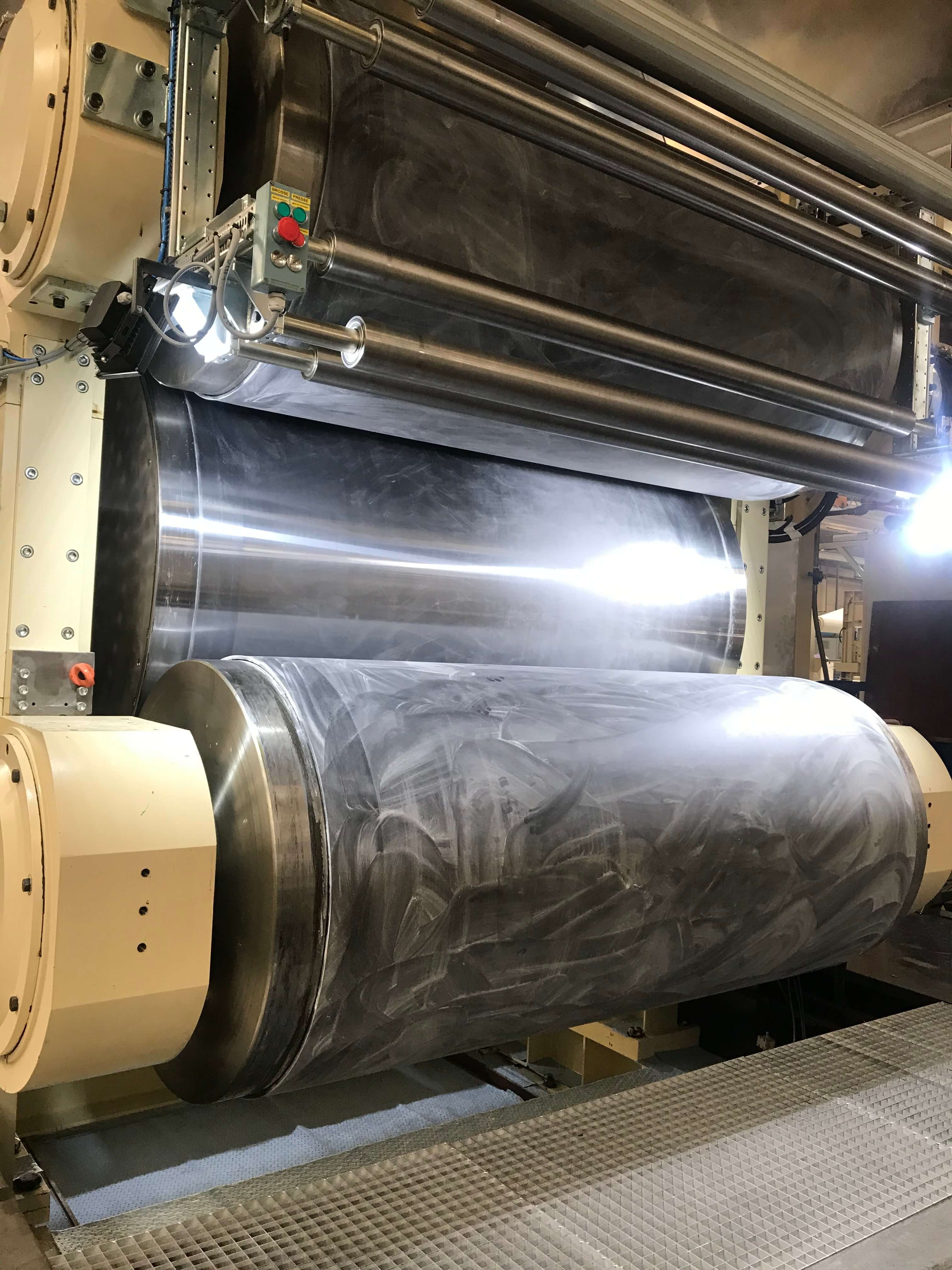 Neuer Gummibelag talkumiert